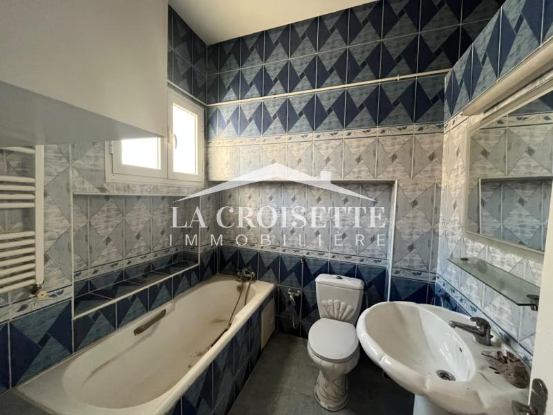 Appartement S+2 avec terrasse vue sur mer à La Marsa
